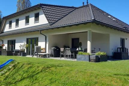 Haus Lößnitz - 5 Zimmer, 160 m&sup2;, 1.440&euro; | Angebot:27624012