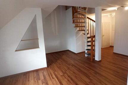 Wohnung Limbach-Oberfrohna Oberfrohna - 3 Zimmer, 90 m&sup2;, 575&euro; | Angebot:25322610