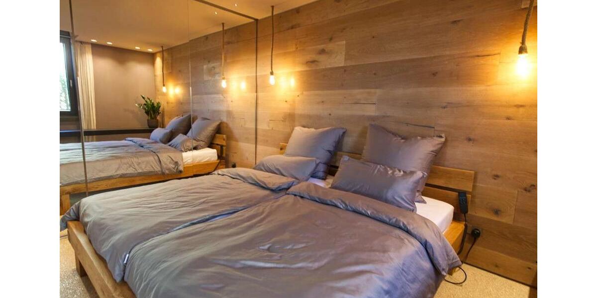 Etagenwohnung Zwickau Cainsdorf - 2 Zimmer, 68 m&sup2;, 1.200&euro; | Angebot:24742174