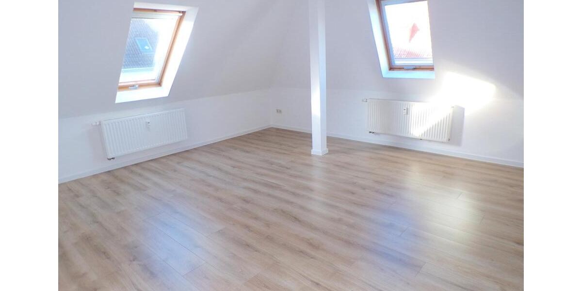 Etagenwohnung Werdau - 2 Zimmer, 50 m&sup2;, 280&euro; | Angebot:24391308