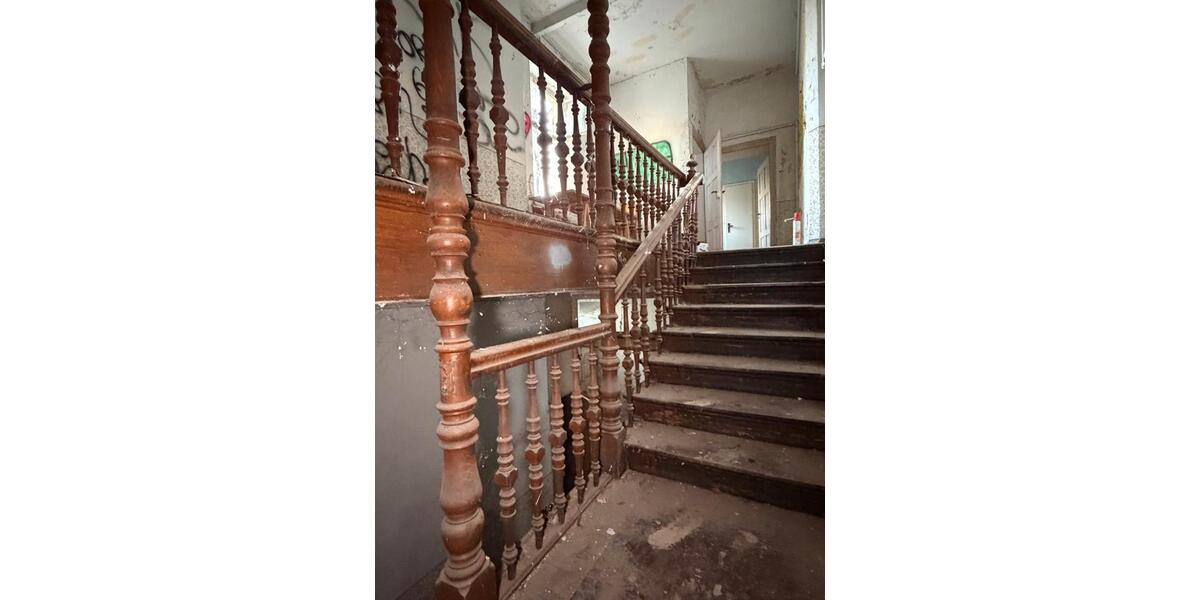 Mehrfamilienhaus, Wohnhaus Meerane - 11 Zimmer, 222 m&sup2;, 666&euro; | Angebot:25798672