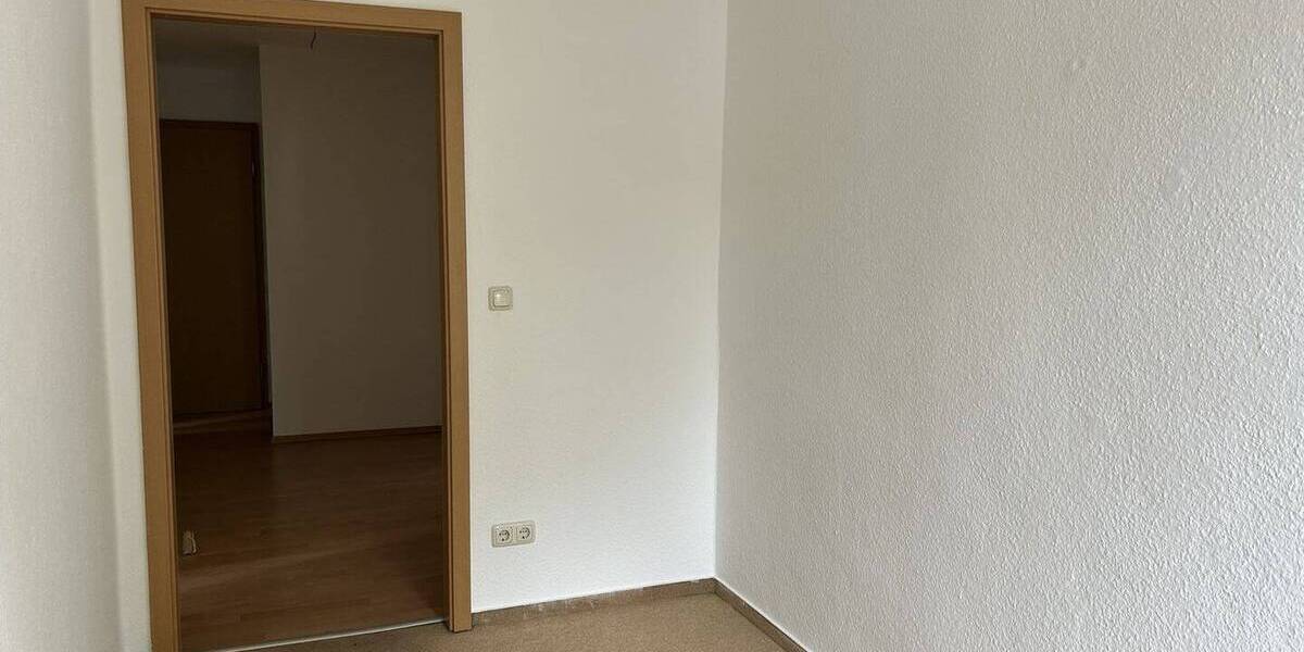 Etagenwohnung Zwickau Eckersbach - 3 Zimmer, 65 m&sup2;, 460&euro; | Angebot:26696130