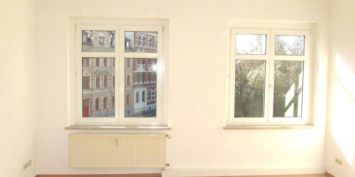 Etagenwohnung Zwickau Pölbitz - 3 Zimmer, 86 m&sup2;, 480&euro; | Angebot:26016393