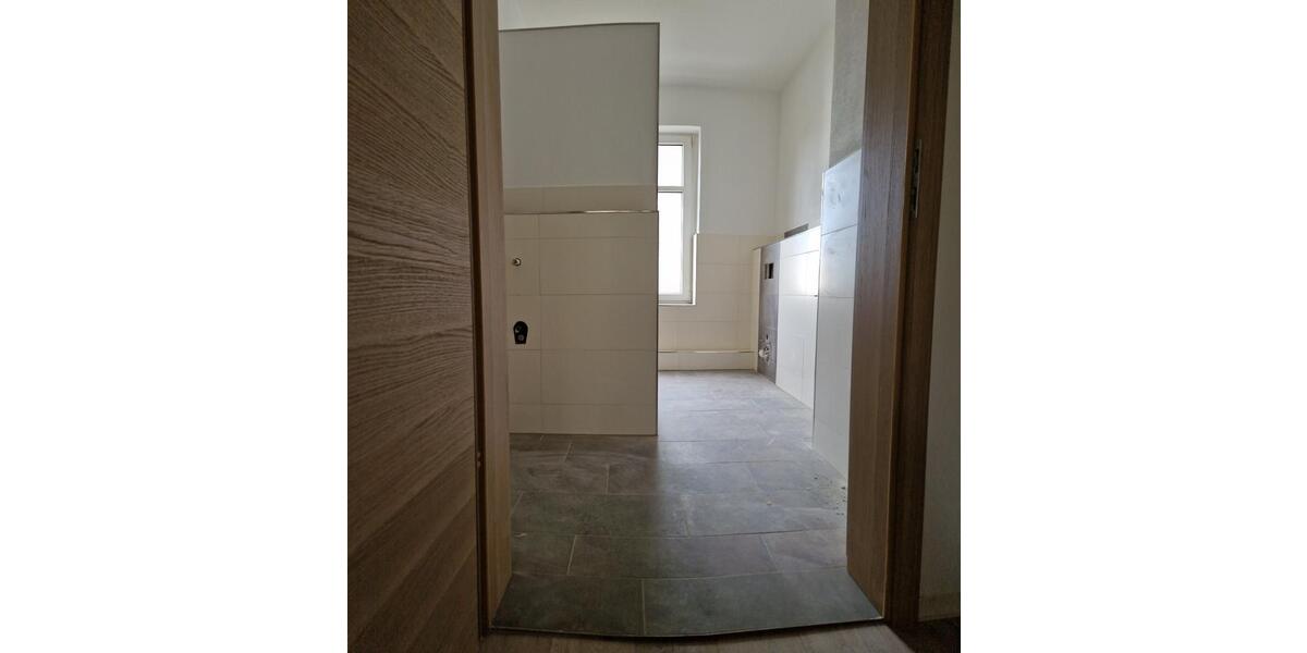 Etagenwohnung Limbach-Oberfrohna Oberfrohna - 5 Zimmer, 139 m&sup2;, 810&euro; | Angebot:26675798