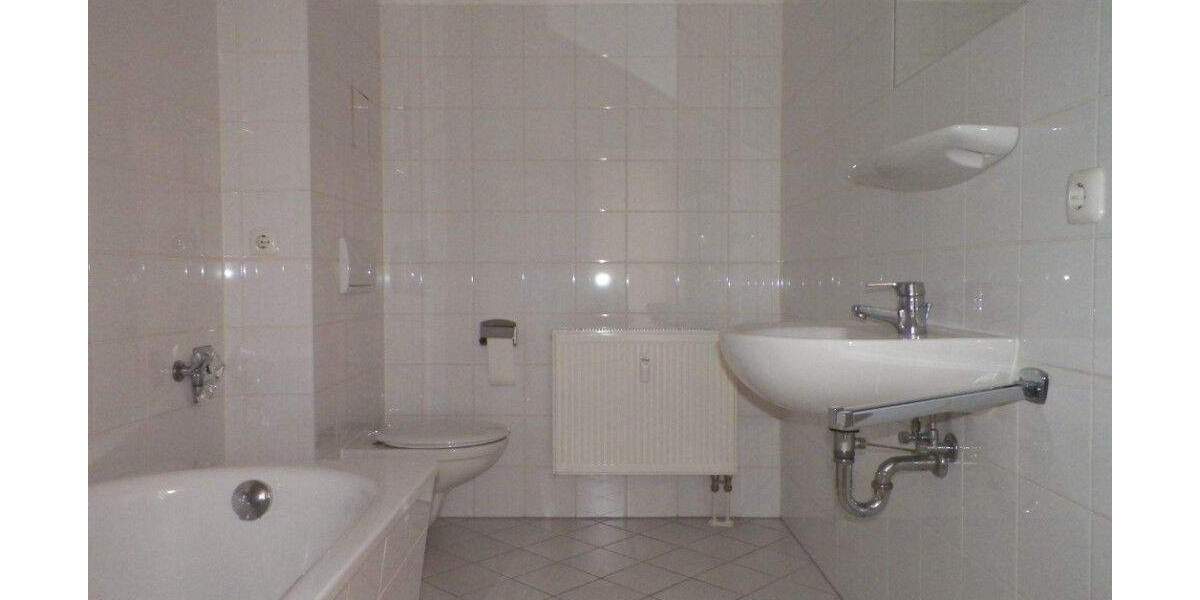 Etagenwohnung Zwickau Pölbitz - 2 Zimmer, 45 m&sup2;, 298&euro; | Angebot:25877475