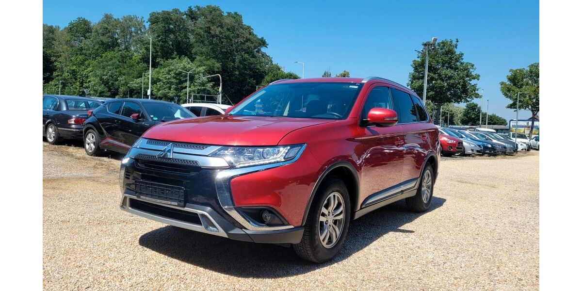 Mitsubishi Outlander 178.004 km 11.980 &euro; Zwickau 08056