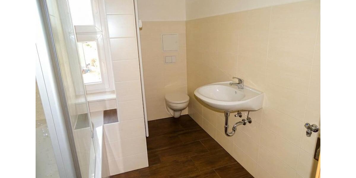 Etagenwohnung Neukirchen/Pleiße Pleiße - 2 Zimmer, 51 m&sup2;, 319&euro; | Angebot:26018407