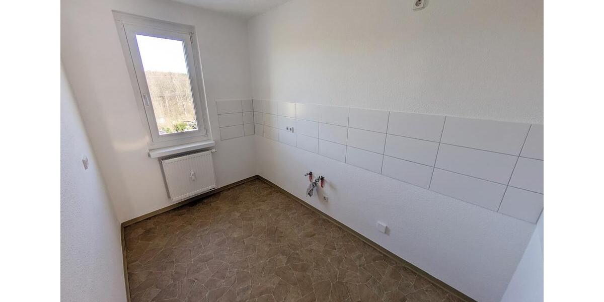 Etagenwohnung Limbach-Oberfrohna Oberfrohna - 2 Zimmer, 49 m&sup2;, 331&euro; | Angebot:25945663