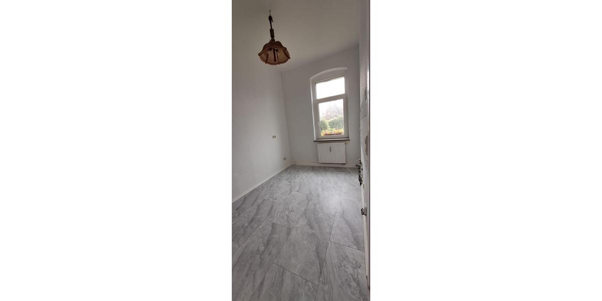 Hochparterre Werdau - 1.5 Zimmer, 45 m&sup2;, 250&euro; | Angebot:25639188