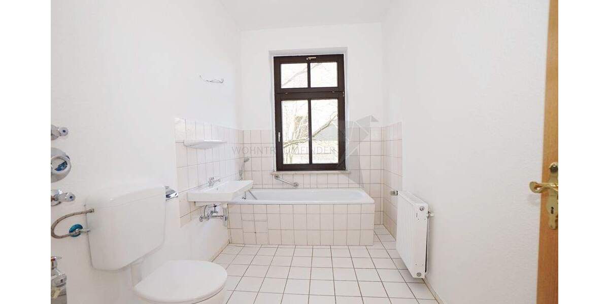 Etagenwohnung Zwickau Innenstadt - 2 Zimmer, 62 m&sup2;, 379&euro; | Angebot:25681472