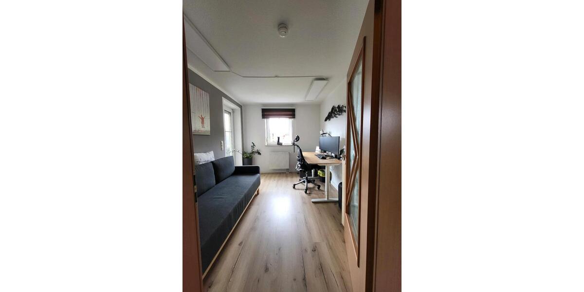Maisonettenwohnung Schwarzenberg/Erzgebirge Erzgebirge - 4 Zimmer, 93 m&sup2;, 200.000&euro; | Angebot:25988075