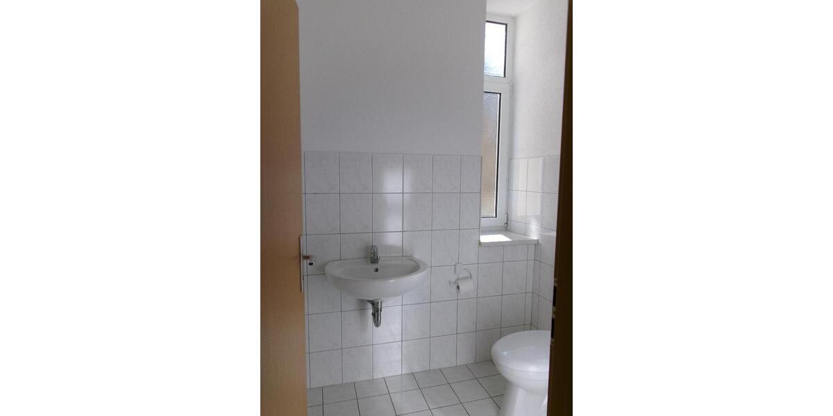 Erdgeschoßwohnung Ellefeld - 2 Zimmer, 110 m&sup2;, 440&euro; | Angebot:25217574