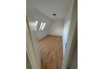 Dachgeschoßwohnung Zwickau Zwickau-West - 2 Zimmer, 35 m&sup2;, 230&euro; | Angebot:25219046