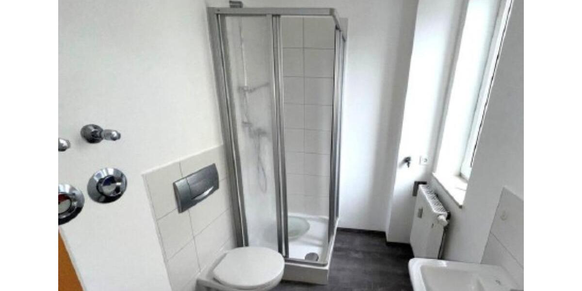 Erdgeschoßwohnung Treuen - 1 Zimmer, 33 m&sup2;, 215&euro; | Angebot:25320327