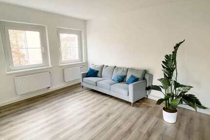 Wohnung Ronneburg Raitzhain - 2 Zimmer, 48 m&sup2;, 300&euro; | Angebot:24789901