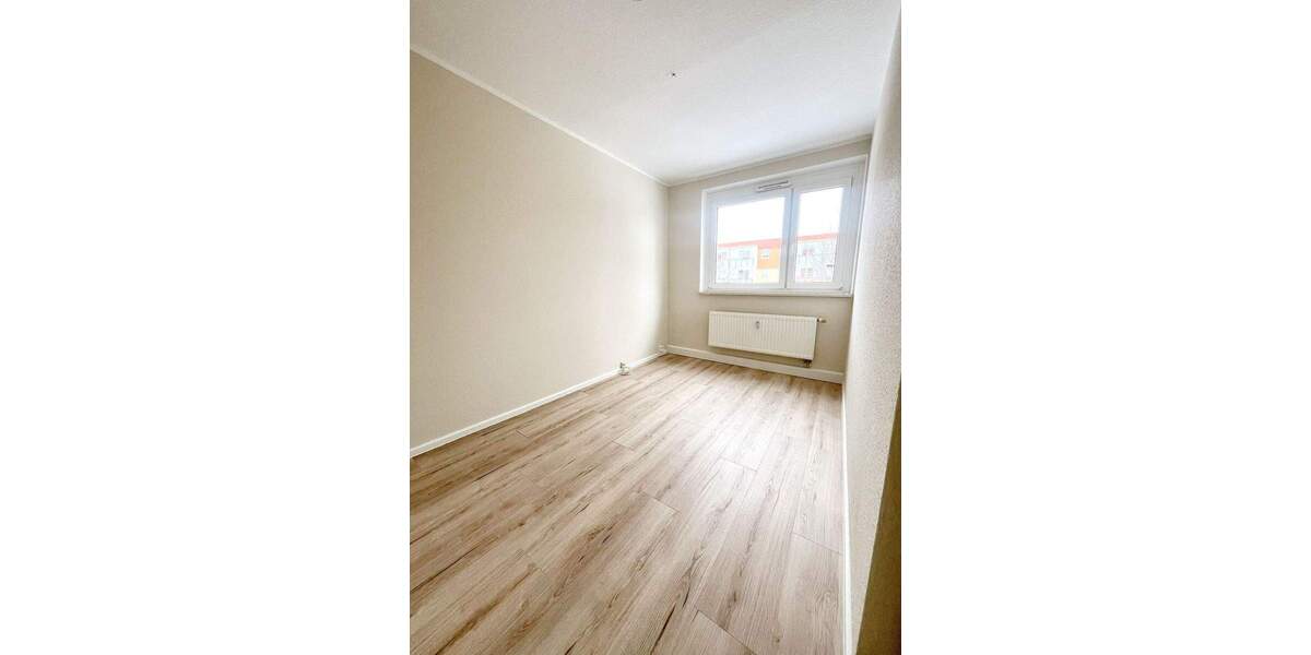 Etagenwohnung Aue - 3 Zimmer, 57 m&sup2;, 317&euro; | Angebot:25769719