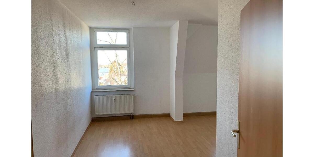 Dachgeschoßwohnung Limbach-Oberfrohna Oberfrohna - 3 Zimmer, 68 m&sup2;, 345&euro; | Angebot:21608817
