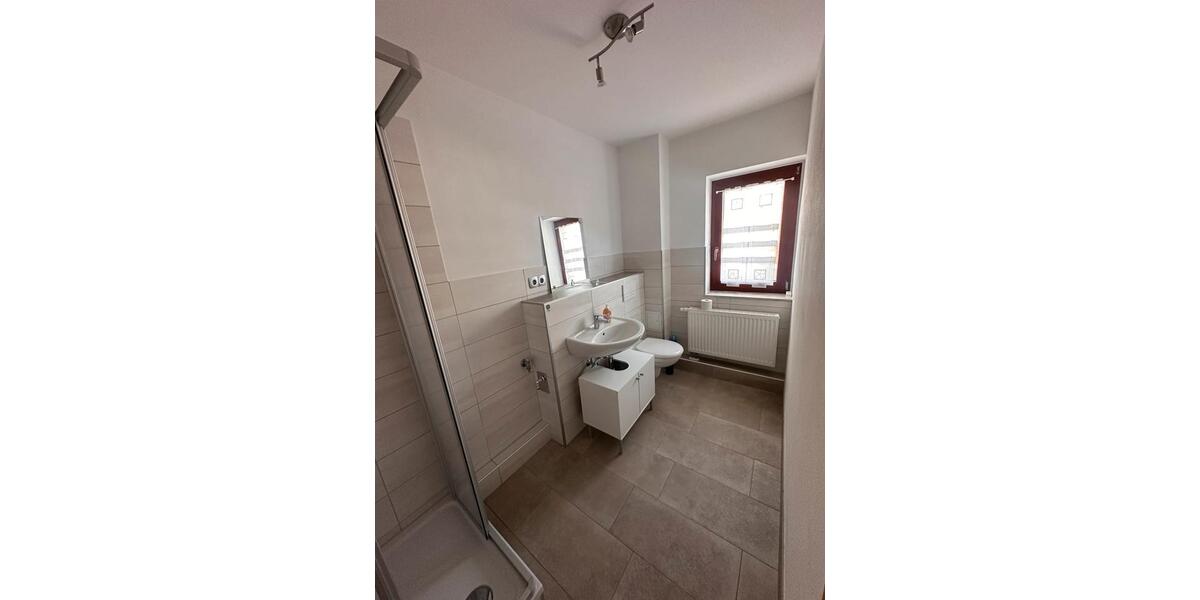 Erdgeschoßwohnung Lichtenstein (Sachsen) - 2.5 Zimmer, 57 m&sup2;, 400&euro; | Angebot:25362048