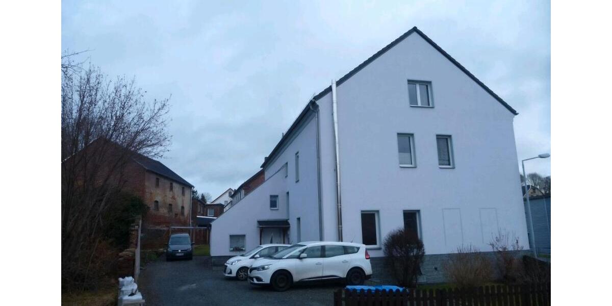 Dachgeschoßwohnung Reichenbach im Vogtland - 2 Zimmer, 45 m&sup2;, 550&euro; | Angebot:24535100