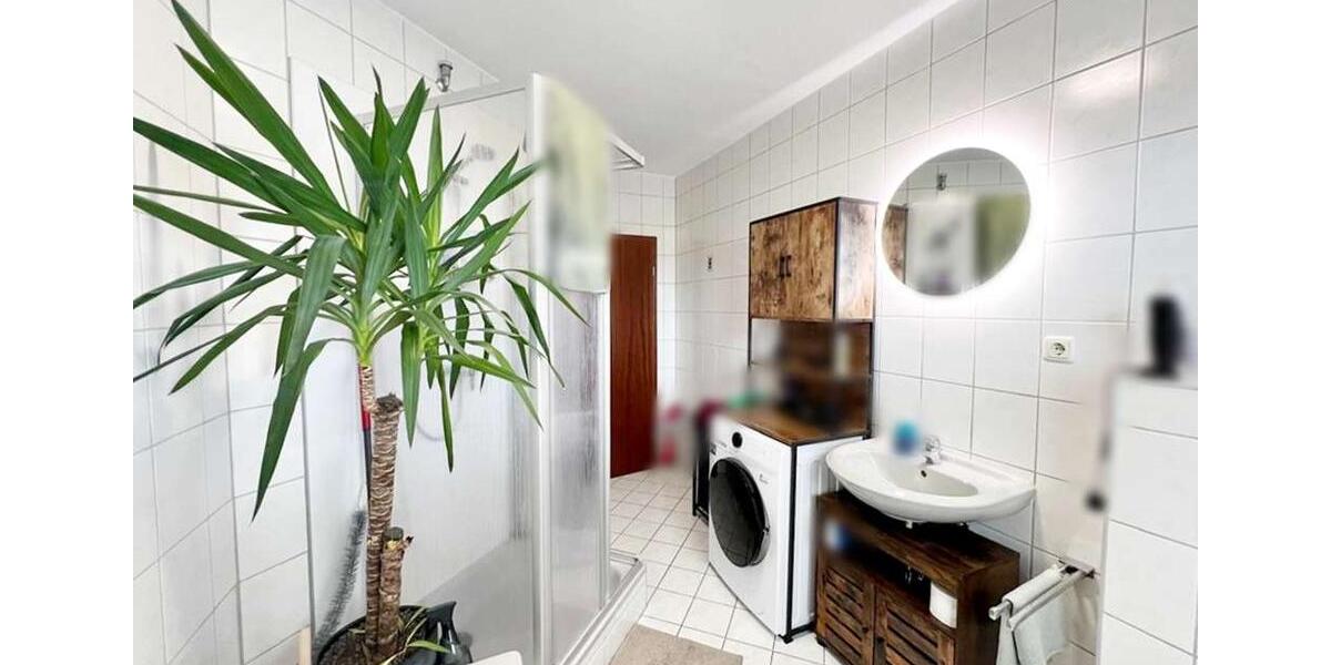 Etagenwohnung Ronneburg - 2 Zimmer, 57 m&sup2;, 400&euro; | Angebot:25901638