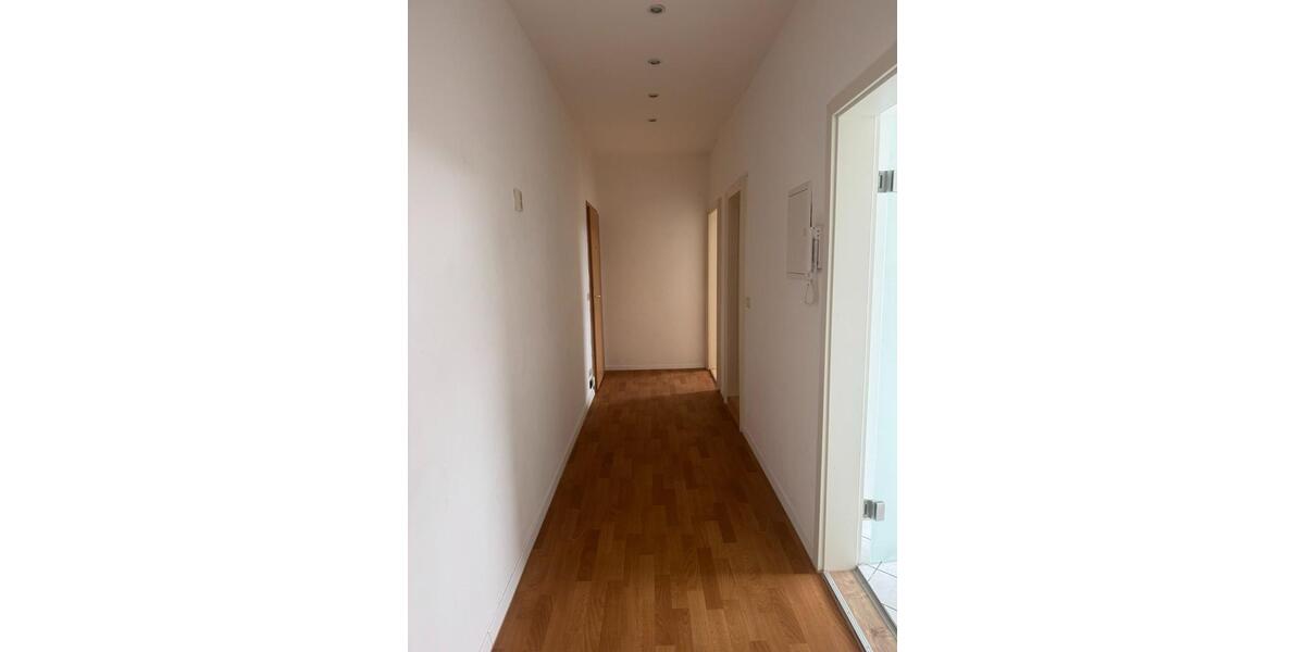 Etagenwohnung Lengenfeld - 3 Zimmer, 59 m&sup2;, 340&euro; | Angebot:25319771