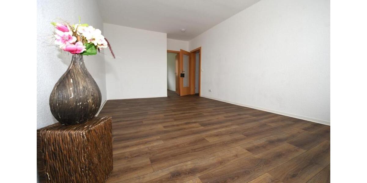 Etagenwohnung Hohenstein-Ernstthal Ernstthal - 3 Zimmer, 60 m&sup2;, 380&euro; | Angebot:16883937