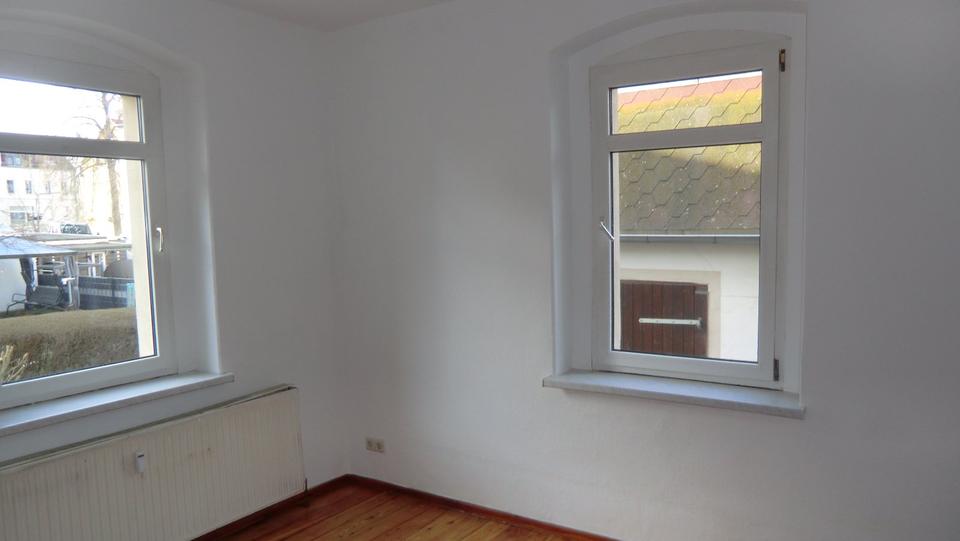 Erdgeschoßwohnung Zwickau Neuplanitz - 2 Zimmer, 46 m&sup2;, 300&euro; | Angebot:25419785