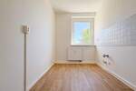 Etagenwohnung Glauchau - 4 Zimmer, 71 m&sup2;, 399&euro; | Angebot:25739825