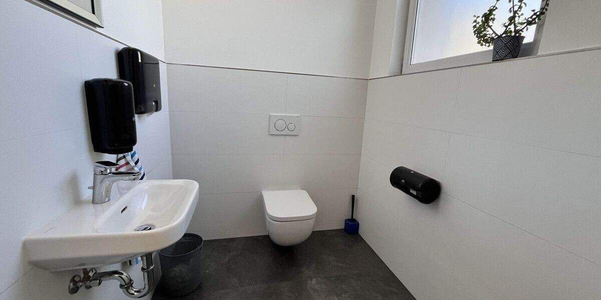 Mehrfamilienhaus, Wohnhaus Zwickau / Schedewitz Schedewitz - 9 Zimmer, 1 m&sup2;, 375.000&euro; | Angebot:25688194