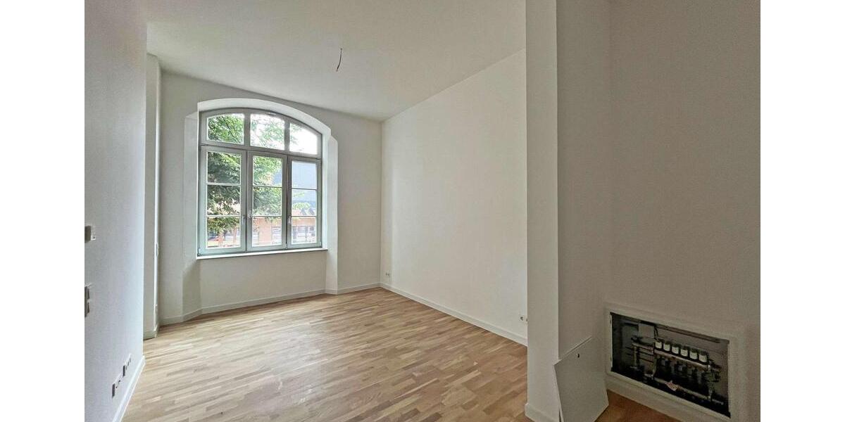 Etagenwohnung Zwickau - 2 Zimmer, 55 m&sup2;, 438&euro; | Angebot:24002242