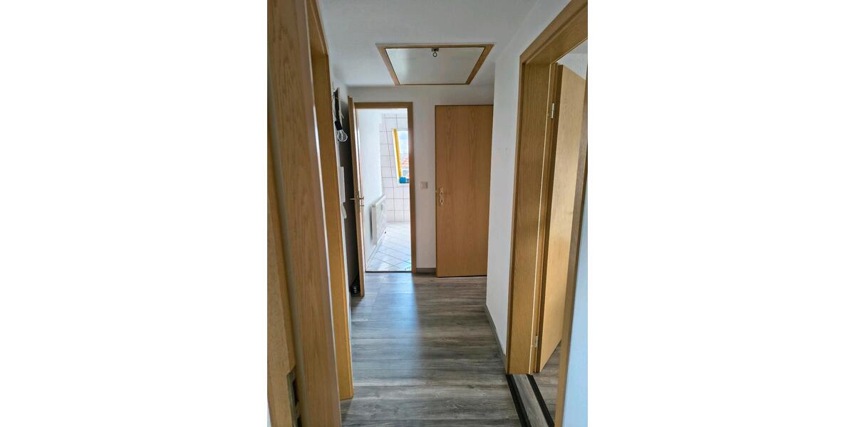 Dachgeschoßwohnung Zwickau - 2 Zimmer, 47 m&sup2;, 259&euro; | Angebot:25947975