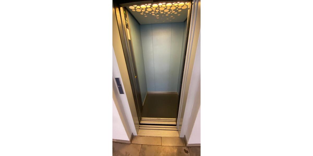 Etagenwohnung Zwickau Zwickau-Nord - 2 Zimmer, 68 m&sup2;, 431&euro; | Angebot:23808996