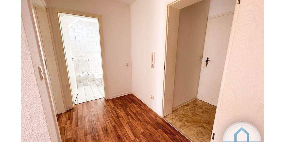 Etagenwohnung Gersdorf - 2 Zimmer, 39 m&sup2;, 230&euro; | Angebot:26026635