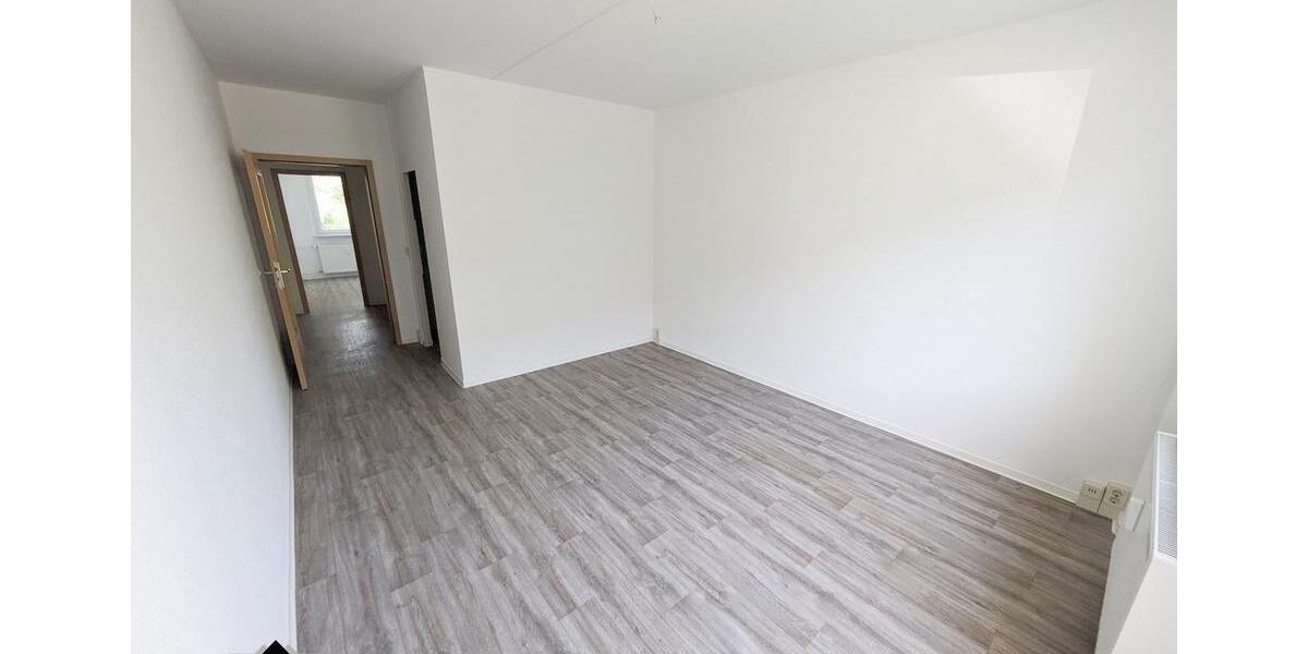 Etagenwohnung Limbach-Oberfrohna Oberfrohna - 2 Zimmer, 39 m&sup2;, 211&euro; | Angebot:25945701