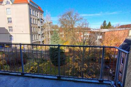 Wohnung Zwickau Marienthal Ost - 3 Zimmer, 60 m&sup2;, 345&euro; | Angebot:25985570