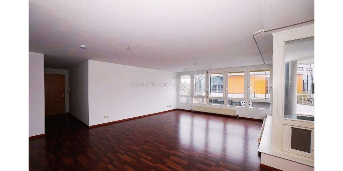 Etagenwohnung Zwickau Schedewitz - 4 Zimmer, 123 m&sup2;, 860&euro; | Angebot:25681355