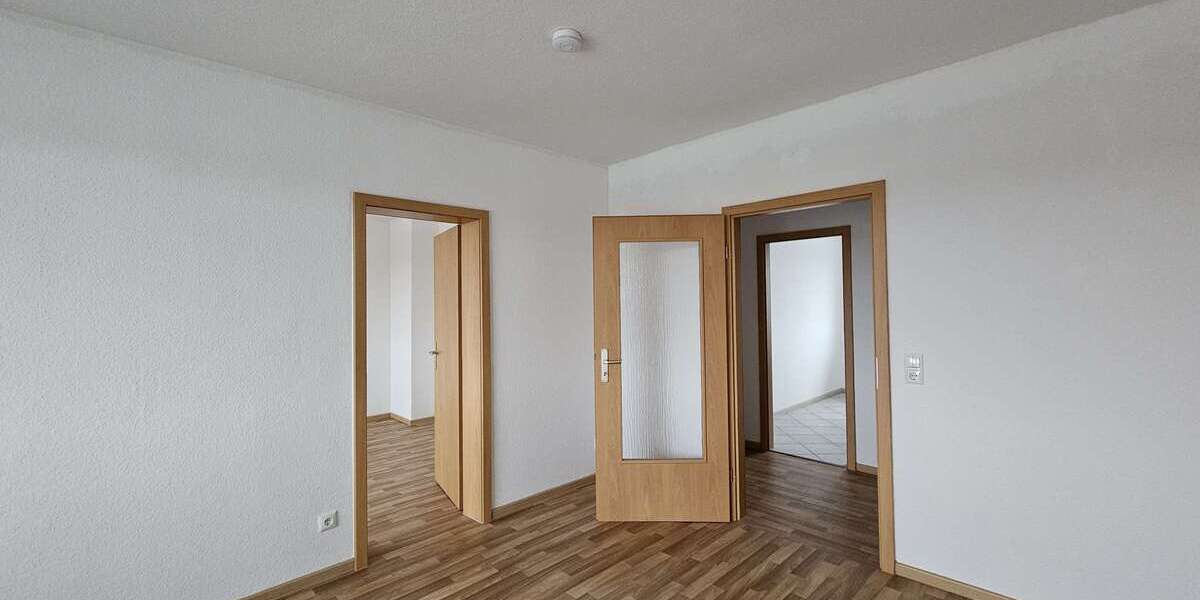 Etagenwohnung Lichtenstein Lichtenstein/Sachsen - 2 Zimmer, 47 m&sup2;, 258&euro; | Angebot:14633133
