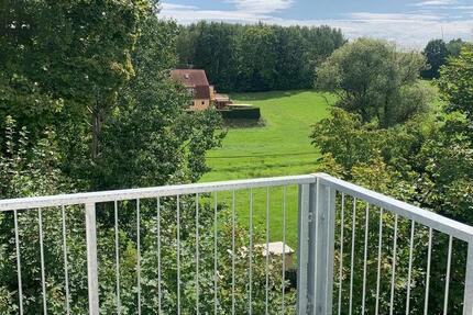 Wohnung Meerane - 3 Zimmer, 82 m&sup2;, 610&euro; | Angebot:24766854