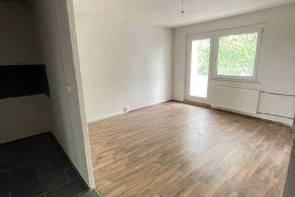 Wohnung Schneeberg Neustädtel - 3 Zimmer, 60 m&sup2;, 400&euro; | Angebot:25696286