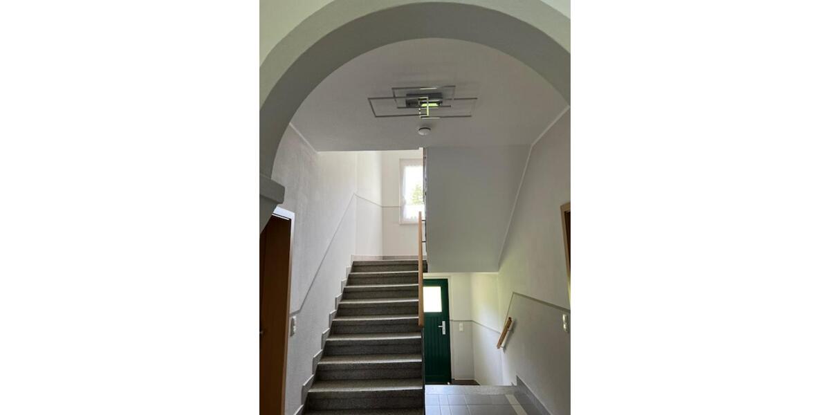 Hochparterre Netzschkau - 2 Zimmer, 48 m&sup2;, 289&euro; | Angebot:25613072