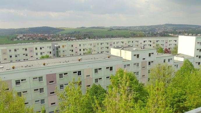 Etagenwohnung Reichenbach im Vogtland - 3 Zimmer, 69 m&sup2;, 305&euro; | Angebot:25918215