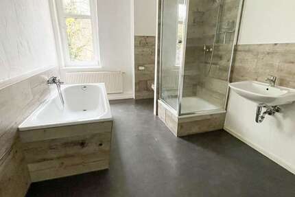 Wohnung Aue Aue - 2 Zimmer, 62 m&sup2;, 407&euro; | Angebot:23013353