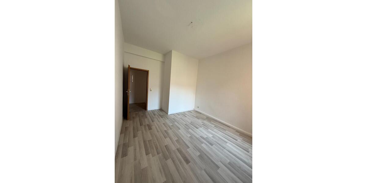 Etagenwohnung Hartenstein - 4 Zimmer, 101 m&sup2;, 553&euro; | Angebot:20618670