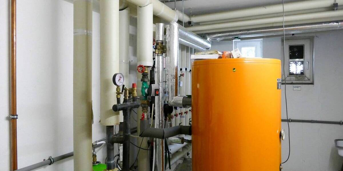 Etagenwohnung Greiz Irchwitz - 2 Zimmer, 64 m&sup2;, 55.000&euro; | Angebot:25666526