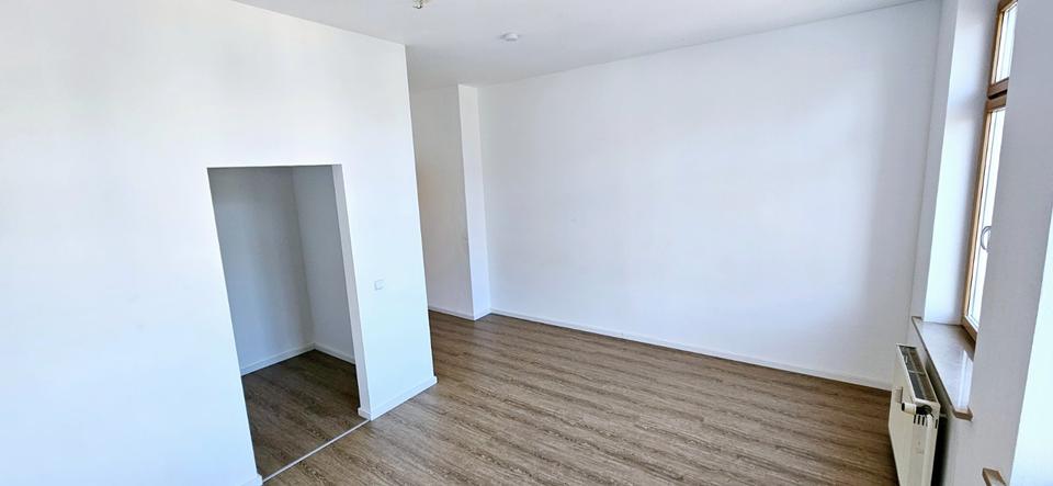 Etagenwohnung Limbach-Oberfrohna Oberfrohna - 3 Zimmer, 90 m&sup2;, 600&euro; | Angebot:25792779