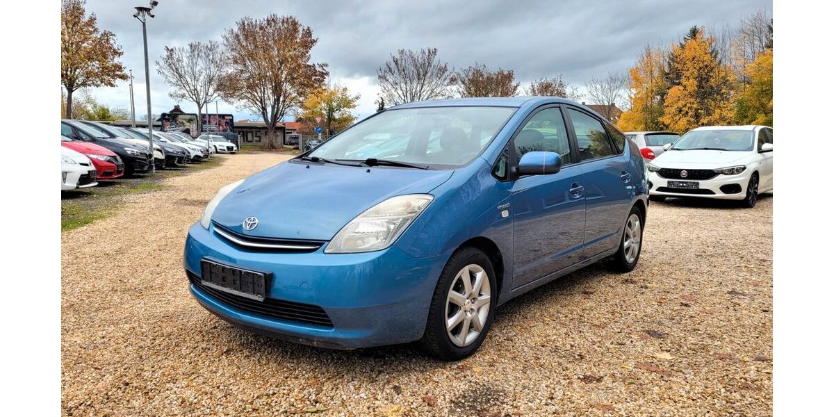 Toyota Prius 234.325 km 4.580 &euro; Zwickau 08056