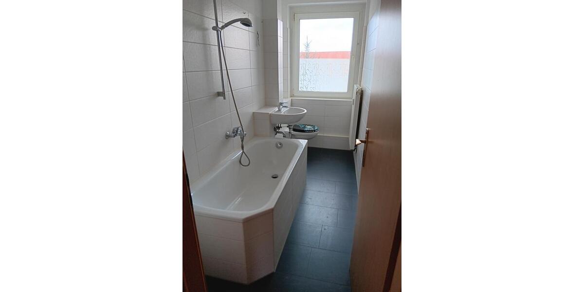 Etagenwohnung Neukirchen/Pleiße Pleiße - 3 Zimmer, 58 m&sup2;, 319&euro; | Angebot:25219053