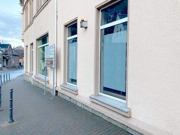 Gewerbeobjekt Schönheide - 3 Zimmer, 203 m&sup2;, 577&euro; | Angebot:25685169