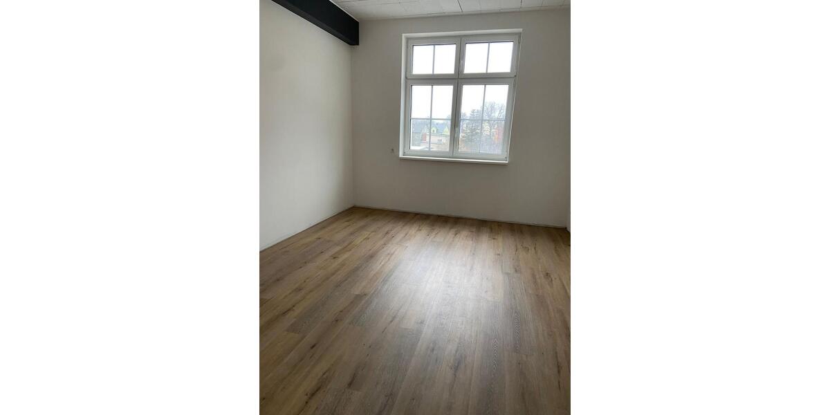 Etagenwohnung Thalheim/Erzgebirge Erzgebirge - 4 Zimmer, 108 m&sup2;, 880&euro; | Angebot:25170973