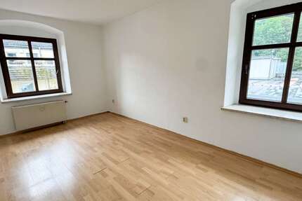 Wohnung Schwarzenberg Hofgarten - 3 Zimmer, 69 m&sup2;, 400&euro; | Angebot:27350491